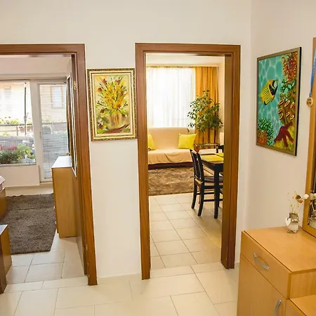 Апартаменты Private 2-bdr Apt. + Parking Near Lazur Stadium *